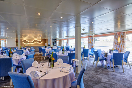 restaurant du paquebot de croisière le Van Gogh (ouverture dans une nouvelle fenêtre)