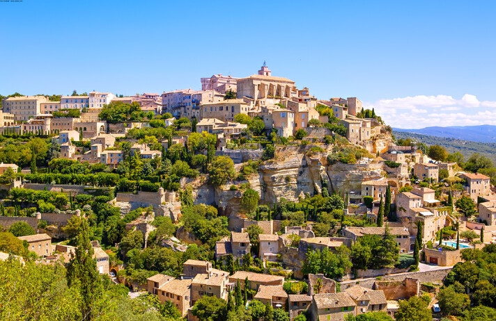 LES CHARMES DE LA PROVENCE